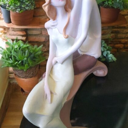 Couple Statue