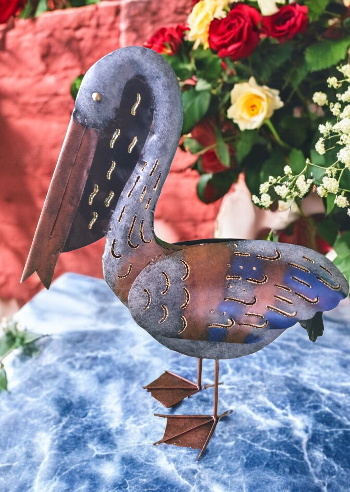 Pelican Statue - Image 2