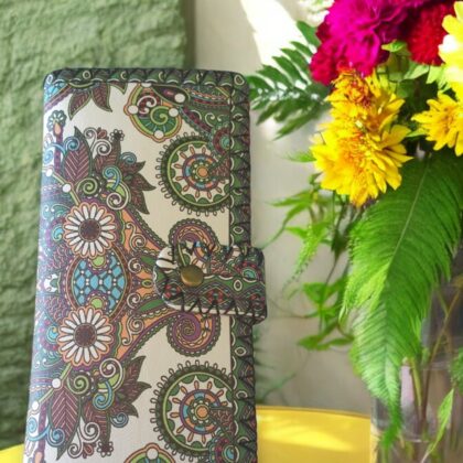 Ladies White Wallet K