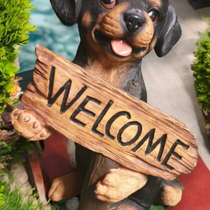 Rottweiler Welcome Statue