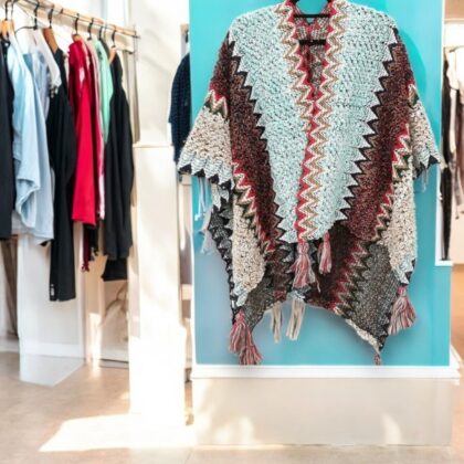 Ladies Free Size Multicoloured Open Front Knitted Poncho A