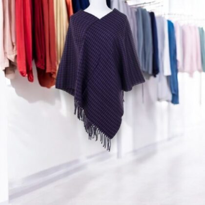 Ladies Free Size Purple Tassle Poncho