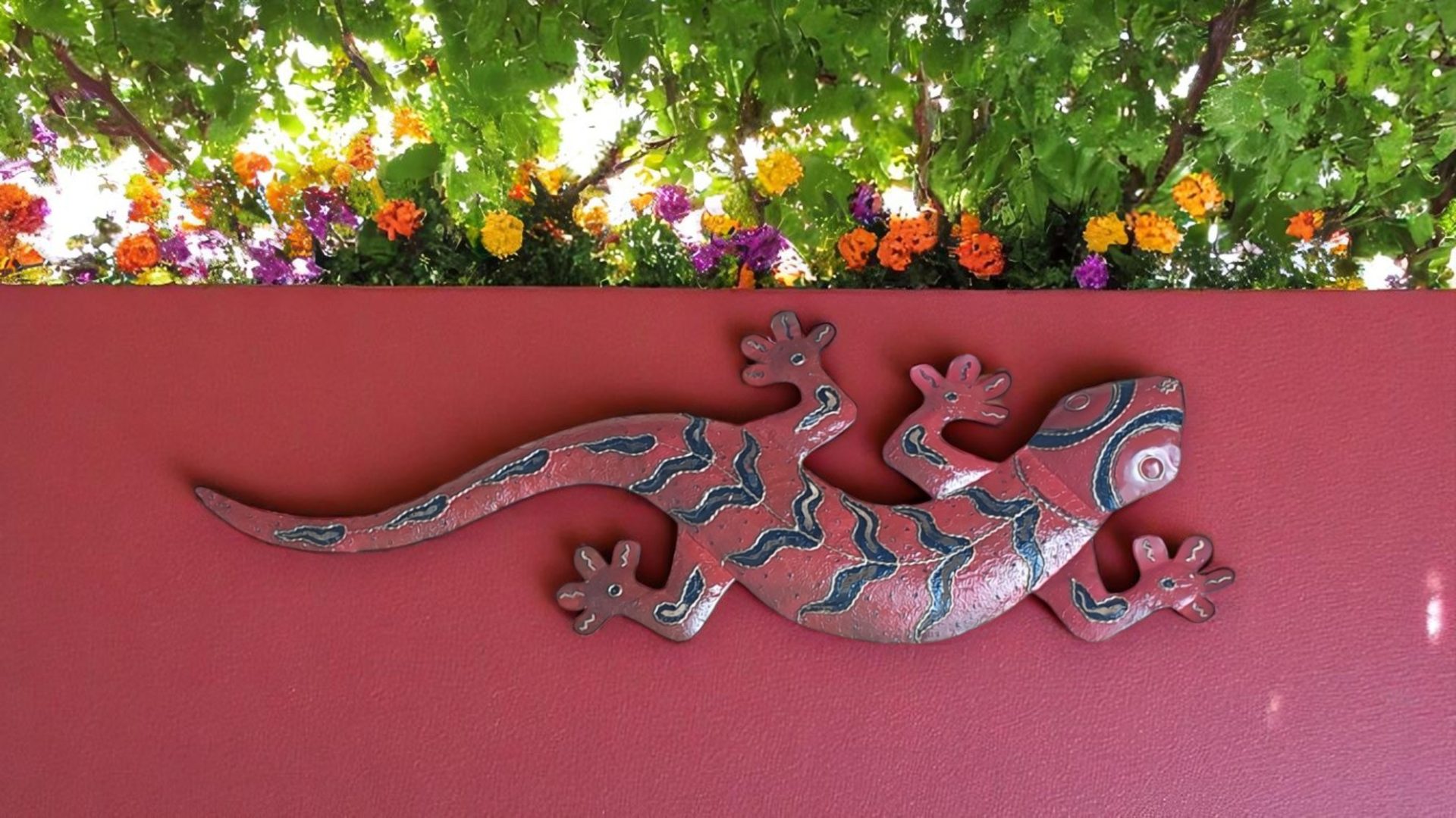 Large Red Gecko Wall Art - Image 4