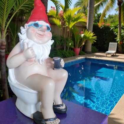 Novelty Gnome On Throne Statue