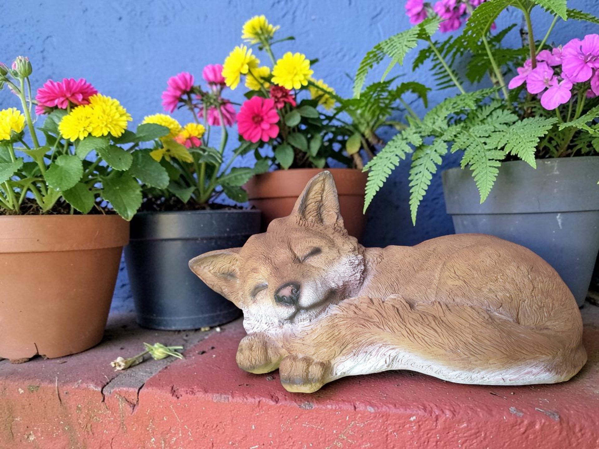 Laying Fox Statue - Image 2