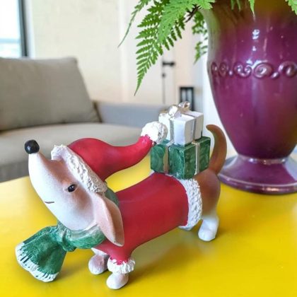 Christmas Dachshund Statue A