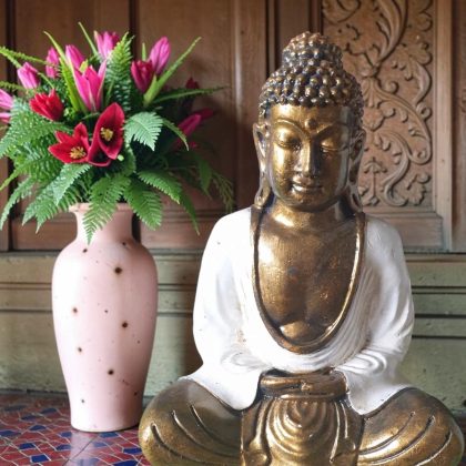 White And Gold Buddha Statue